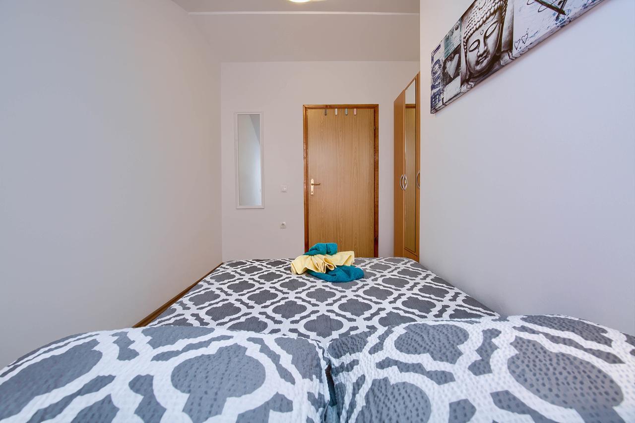 Apartment Mikulic Pola Esterno foto