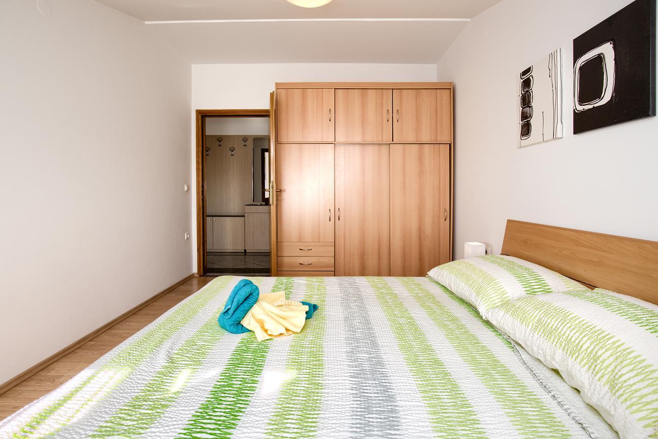 Apartment Mikulic Pola Esterno foto